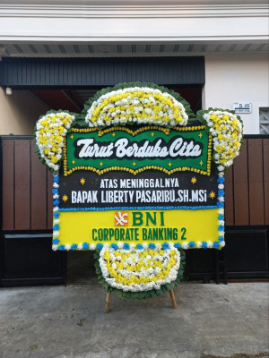 Papan Bunga Duka di Bamban